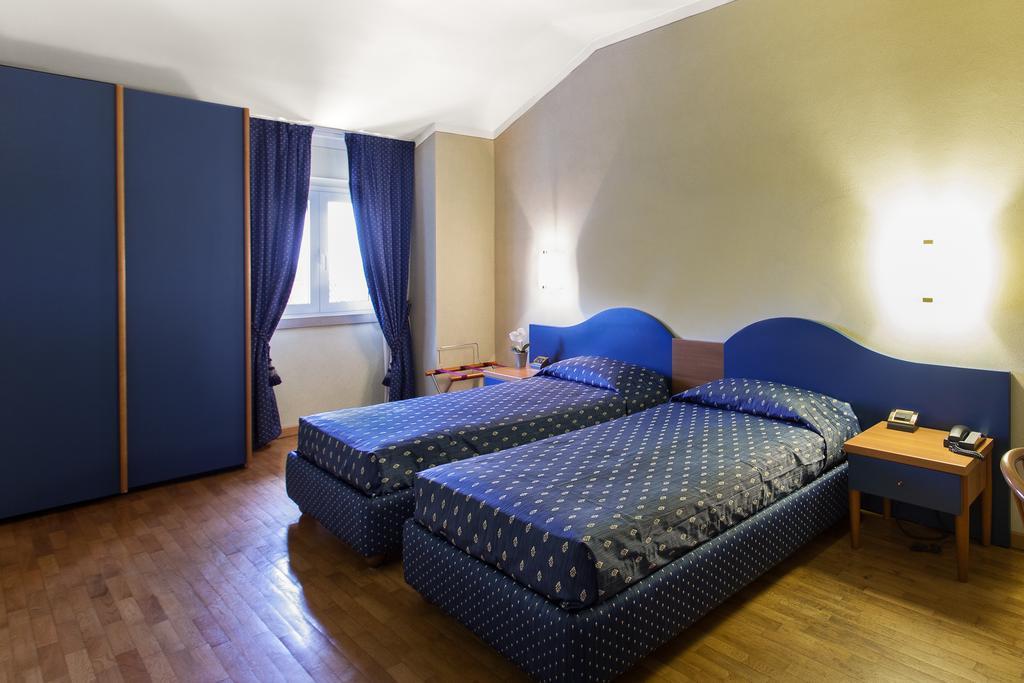 Hotel Gambara Pokój zdjęcie